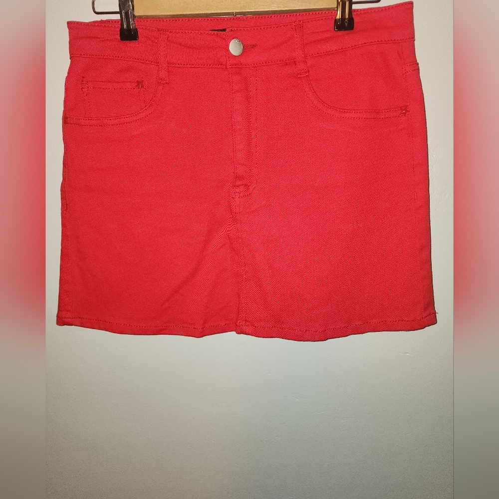 Dollhouse size 11 red mini skirt